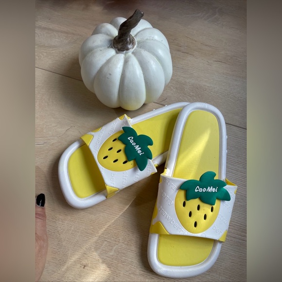 NWT NWT Summer Pineapple Flip Flops Non-Slip Big Kids Size 3.5US( (8.5’inch) - Picture 17 of 17